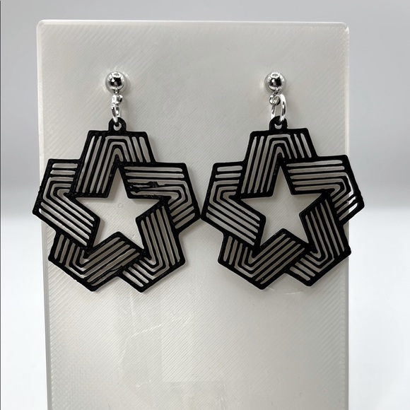 Geometric Star Black Earrings - Picture 1 of 4